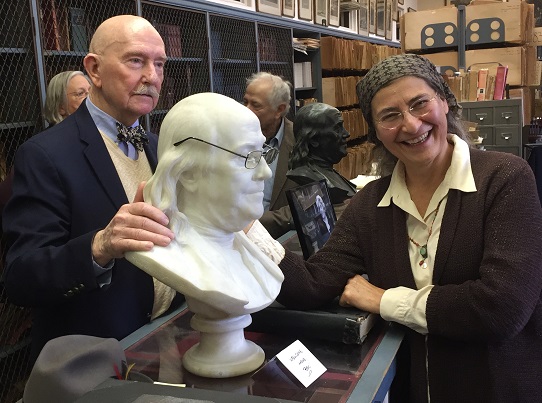 Jackson, Ellen and a bust of Franklin.